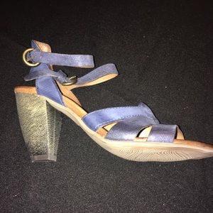 Size 10 Strappy Leather Sandal -NEW